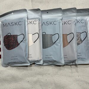 MASKC Adult Size Non-Medical Masks Set